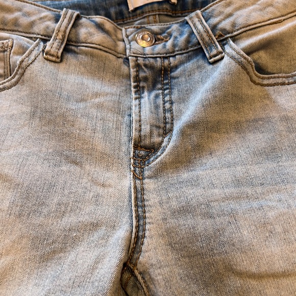 Kenzie Cropped Straight Leg Frayed Hem Embroidery Jeans Sz: 2/26 - Picture 10 of 11